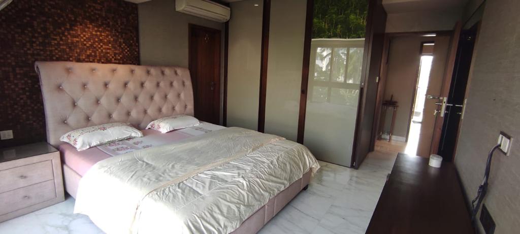 3 BHK Fully Furnished in Libra Tower , Bandra West